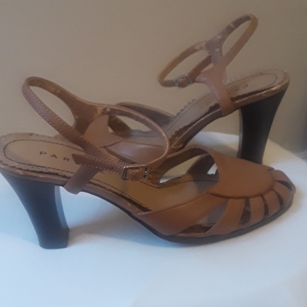 Heels - Picture 2 of 5